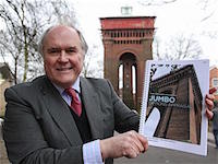 Simon Hall